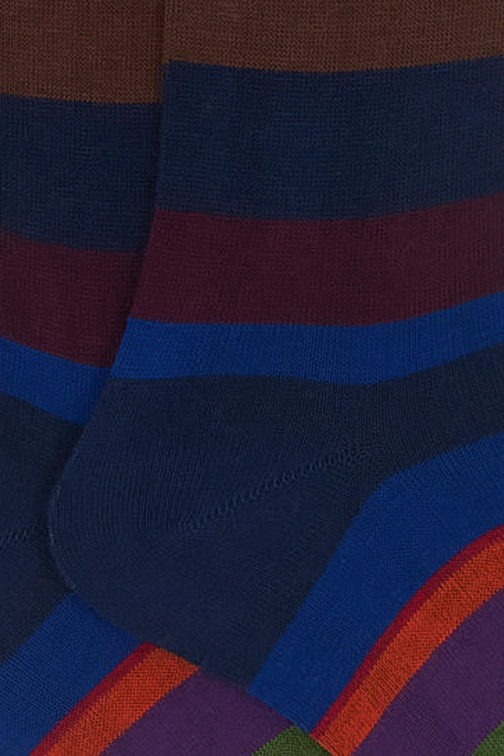 Chaussettes longues en coton bleu roi et carmin rayées multicolores