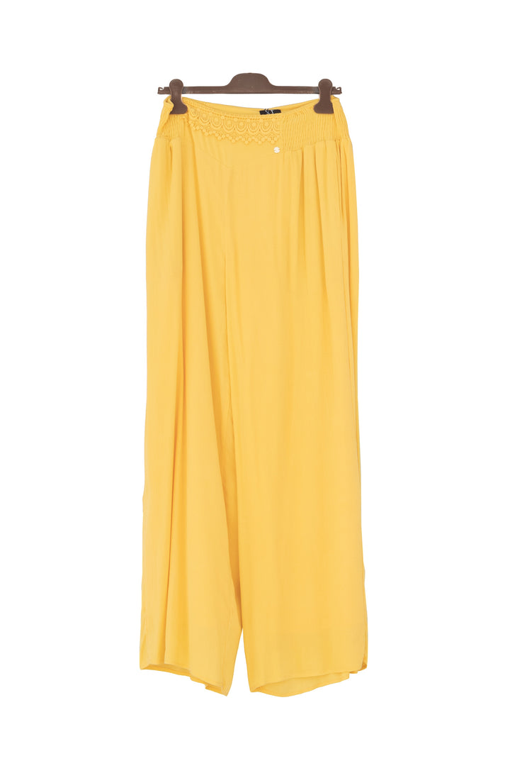 XT Pantalone palazzo giallo con vita elastica ricamata - Mancinelli 1954