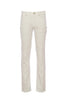 Pantalone 5 tasche “JOHN” beige chiaro in cotone con toppa in nido d'ape